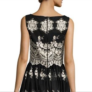 Brand New Alice+Olivia embroidered crop top